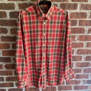 EUC ORVIS Men’s long sleeve, plaid button down shirt